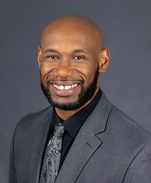 Headshot of Patelco San Mateo branch manager, Hamilton Hodge